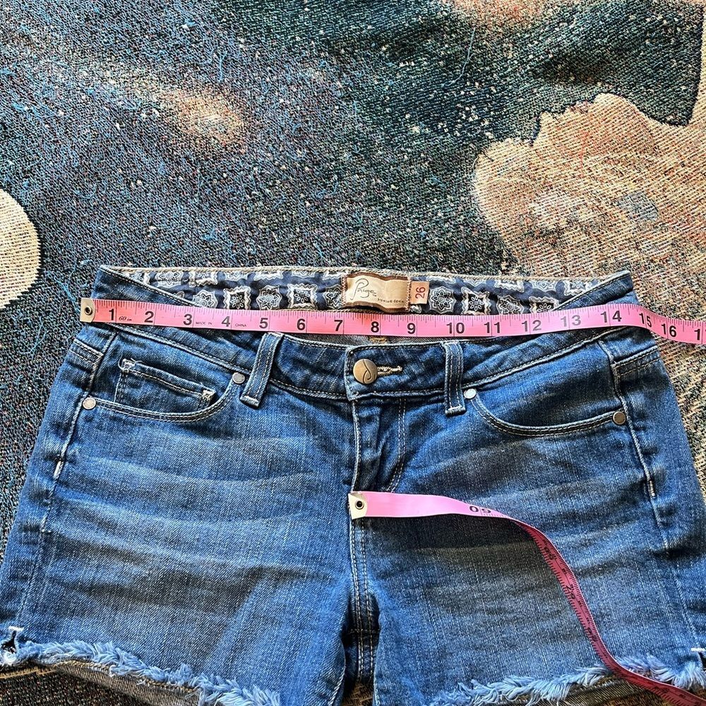 Paige Silver Lake High Rise Denim Cutoff Shorts Size 26 Y2K Blue Vintage Stretch - Picture 13 of 16